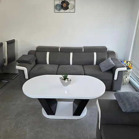 Apartmaji Janez Čatež ob Savi